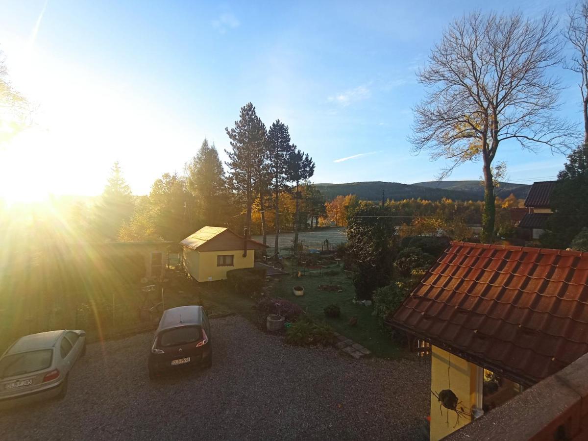 Dom Na Przedgorzu Apartment Swieradow-Zdroj Bagian luar foto