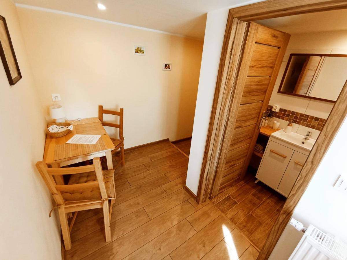 Dom Na Przedgorzu Apartment Swieradow-Zdroj Bagian luar foto